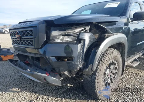 2022 Nissan Frontier Pro-4X 4X4 z USA, uszkodzony, nr VIN 1N6ED1EK7NN605120